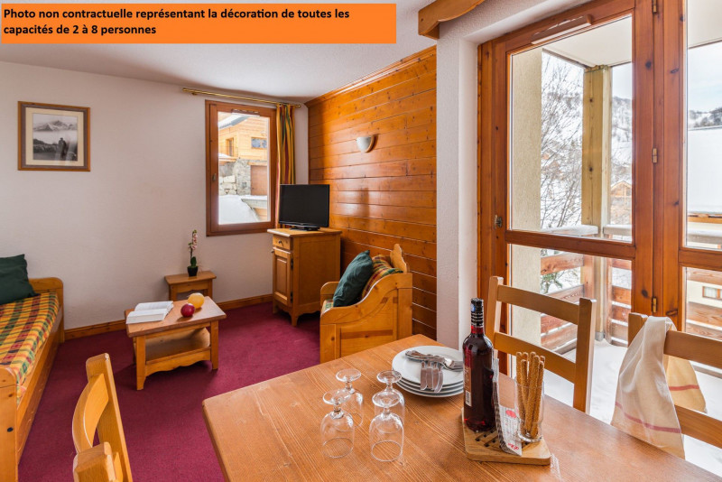 SALON - STUDIO 2PERSONNES - CHALETS DU GALIBIER LAGRANGE - MOULIN BENJAMIN - VALLOIRE RESERVATIONS SALON - STUDIO 2PERSONNES - CHALETS DU GALIBIER LAGRANGE - MOULIN BENJAMIN - VALLOIRE RESERVATIONS