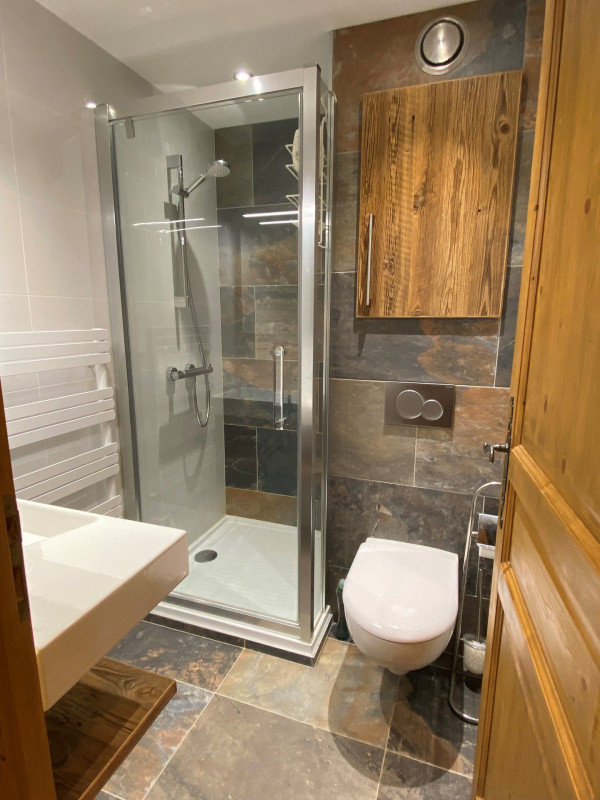 SALLE D'EAU - CHALETS DU PONTET A7 - VALLOIRE LE PONTET SALLE D'EAU - CHALETS DU PONTET A7 - VALLOIRE LE PONTET
