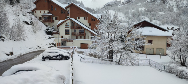 VUE DEPUIS LE BALCON - CHALETS DU PONTET A7 - VALLOIRE LE PONTET VUE DEPUIS LE BALCON - CHALETS DU PONTET A7 - VALLOIRE LE PONTET