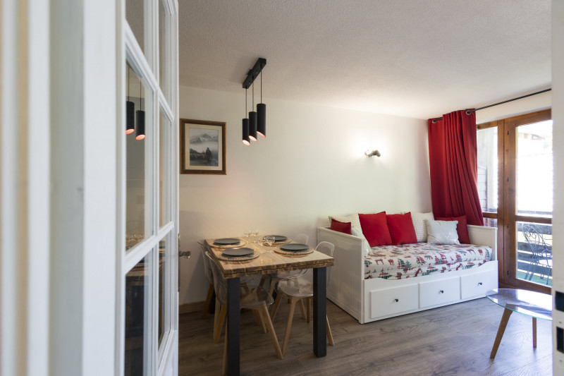 SÉJOUR - APPARTEMENT C15 CHALETS DU GALIBIER 1 - VALLOIRE MOULIN BENJAMIN - VALLOIRE RESERVATIONS SÉJOUR - APPARTEMENT C15 CHALETS DU GALIBIER 1 - VALLOIRE MOULIN BENJAMIN - VALLOIRE RESERVATIONS