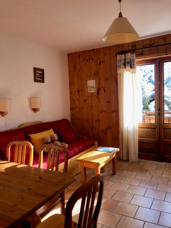 SALON - APPARTEMENT RIO BENOIT- VALLOIRE LA BORGE - VALLOIRE RESERVATIONS SALON - APPARTEMENT RIO BENOIT- VALLOIRE LA BORGE - VALLOIRE RESERVATIONS