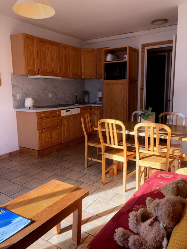 CUISINE - APPARTEMENT RIO BENOIT- VALLOIRE LA BORGE CUISINE - APPARTEMENT RIO BENOIT- VALLOIRE LA BORGE