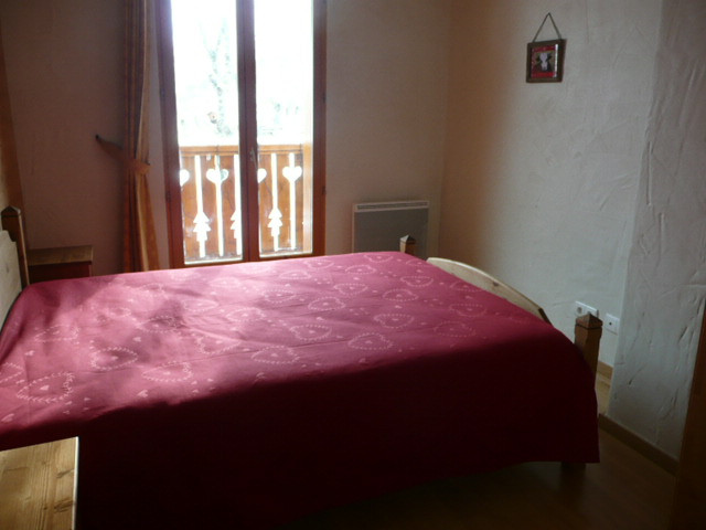 CHAMBRE - APPARTEMENT CHALET LES AIGUILLES POINTU - VALLOIRE LES CLOTS CHAMBRE - APPARTEMENT CHALET LES AIGUILLES POINTU - VALLOIRE LES CLOTS