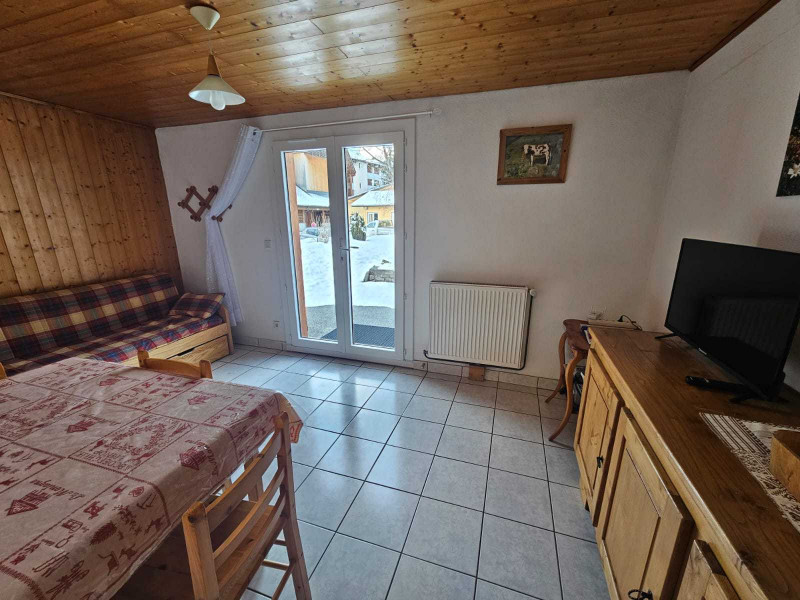SALON - APPARTEMENT CHALET ST ROZAIRE 2 - VALLOIRE CENTRE - VALLOIRE RESERVATIONS SALON - APPARTEMENT CHALET ST ROZAIRE 2 - VALLOIRE CENTRE - VALLOIRE RESERVATIONS