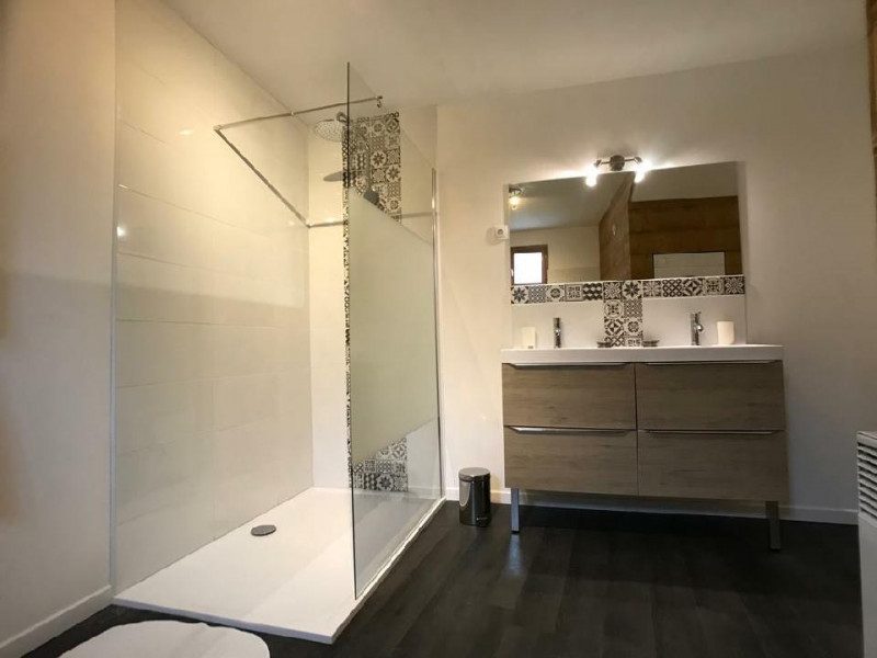 SALLE D'EAU - CHALET LE COL - VALLOIRE LE COL SALLE D'EAU - CHALET LE COL - VALLOIRE LE COL