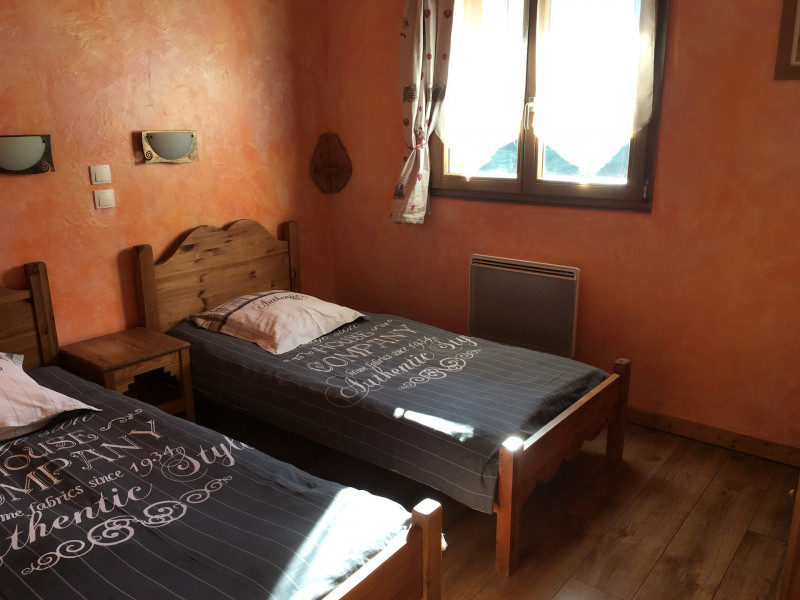 CHAMBRE - APPARTEMEMENT CHALET EPICEA 2 - LES CLOTS VALLOIRE CHAMBRE - APPARTEMEMENT CHALET EPICEA 2 - LES CLOTS VALLOIRE