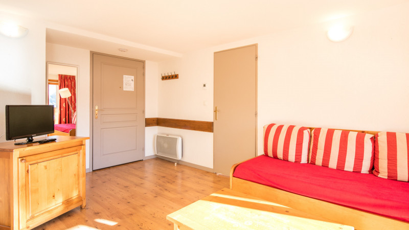 SEJOUR - HAMEAU DE VALLOIRE VACANCEOLE APPARTEMENT 4 PERSONNES - VALLOIRE LES CHOSEAUX SEJOUR - HAMEAU DE VALLOIRE VACANCEOLE APPARTEMENT 4 PERSONNES - VALLOIRE LES CHOSEAUX