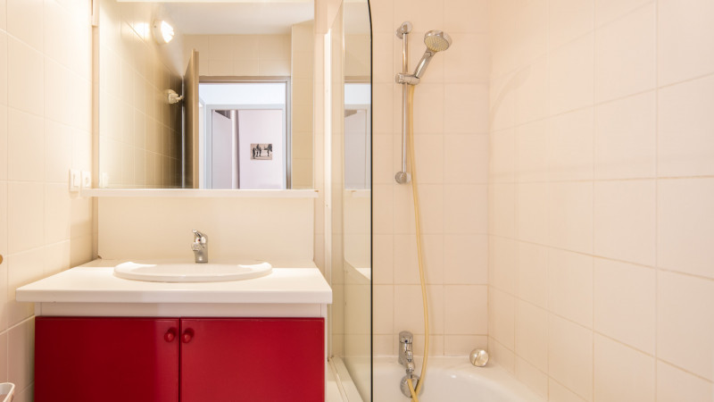 SALLE DE BAINS - HAMEAU DE VALLOIRE VACANCEOLE APPARTEMENT 6 PERSONNES - VALLOIRE LES CHOSEAUX SALLE DE BAINS - HAMEAU DE VALLOIRE VACANCEOLE APPARTEMENT 6 PERSONNES - VALLOIRE LES CHOSEAUX