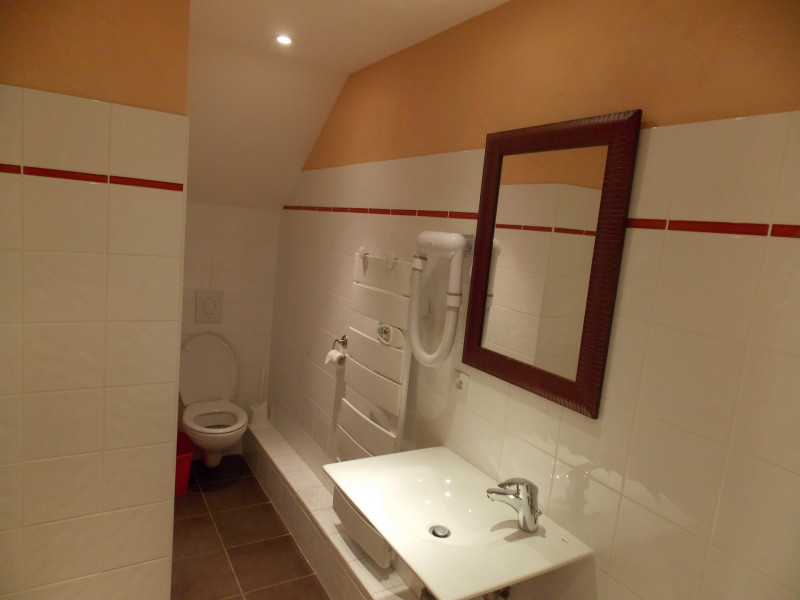 SALLE DE BAIN - APPARTEMENT CHEZ PIERRE ALP DE VIRGILE - VALLOIRE LES VERNEYS SALLE DE BAIN - APPARTEMENT CHEZ PIERRE ALP DE VIRGILE - VALLOIRE LES VERNEYS