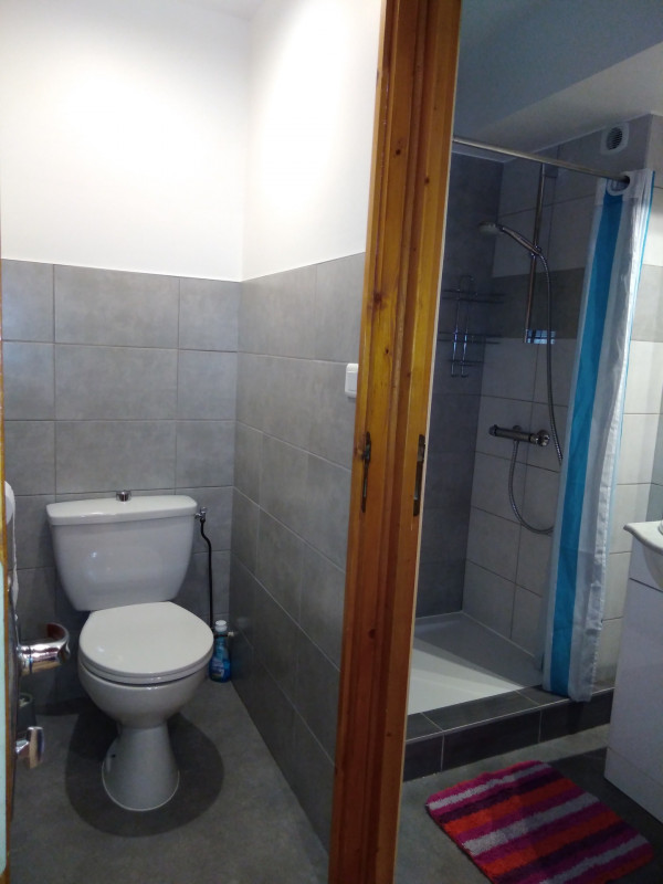 SALLE D'EAU - APPARTEMENT CHALET LA VITESSE - VALLOIRE CENTRE SALLE D'EAU - APPARTEMENT CHALET LA VITESSE - VALLOIRE CENTRE