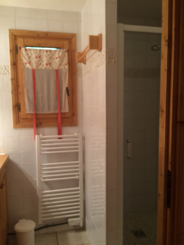 SALLE D'EAU - CHALETS DE MARIE APPARTEMENT C1 - VALLOIRE LA GRAND VY SALLE D'EAU - CHALETS DE MARIE APPARTEMENT C1 - VALLOIRE LA GRAND VY