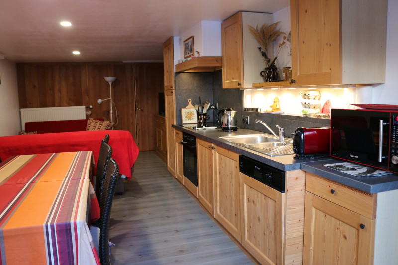 CUISINE - APPARTEMENT LES OURSONS 9 - VALLOIRE CENTRE CUISINE - APPARTEMENT LES OURSONS 9 - VALLOIRE CENTRE