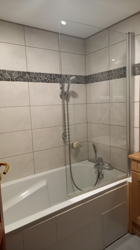 SALLE DE BAINS - APPARTEMENT LES OURSONS 9 - VALLOIRE CENTRE SALLE DE BAINS - APPARTEMENT LES OURSONS 9 - VALLOIRE CENTRE