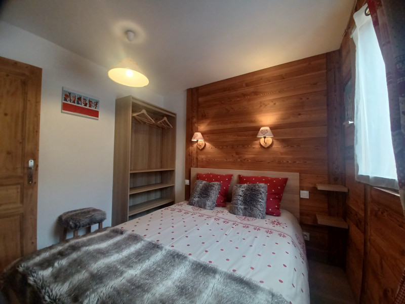 CHAMBRE - APPARTEMENT LES FASCINES 1 - VALLOIRE CENTRE CHAMBRE - APPARTEMENT LES FASCINES 1 - VALLOIRE CENTRE