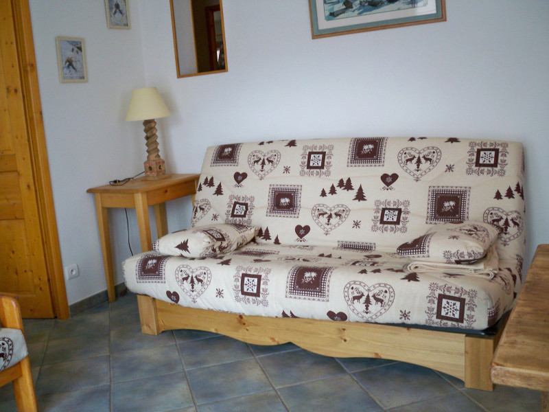 SALON - CHALET LA MOULINIERE APPARTEMENT 2 - VALLOIRE LE SERROZ - VALLOIRE RESERVATIONS SALON - CHALET LA MOULINIERE APPARTEMENT 2 - VALLOIRE LE SERROZ - VALLOIRE RESERVATIONS