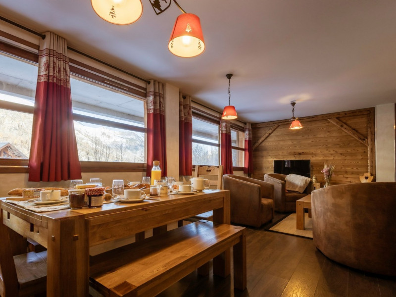 SEJOUR - APPARTEMENT ADRIEN 2 - VALLOIRE CENTRE SEJOUR - APPARTEMENT ADRIEN 2 - VALLOIRE CENTRE