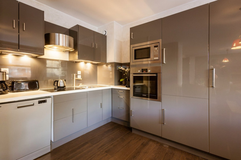 CUISINE - APPARTEMENT ADRIEN 2 - VALLOIRE CENTRE CUISINE - APPARTEMENT ADRIEN 2 - VALLOIRE CENTRE