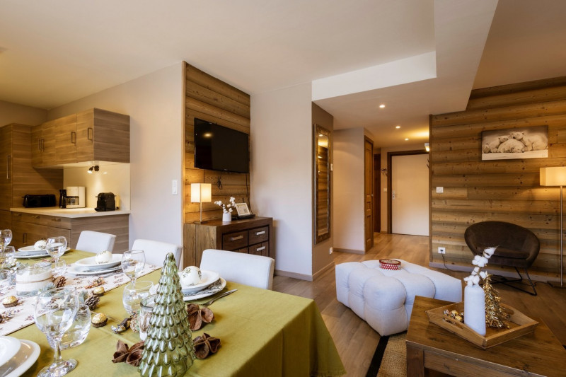 CUISINE- APPARTEMENT ADRIEN 6 - VALLOIRE CENTRE  CUISINE- APPARTEMENT ADRIEN 6 - VALLOIRE CENTRE