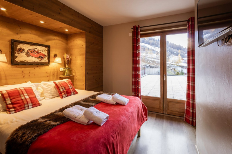 CHAMBRE- APPARTEMENT ADRIEN 6 - VALLOIRE CENTRE