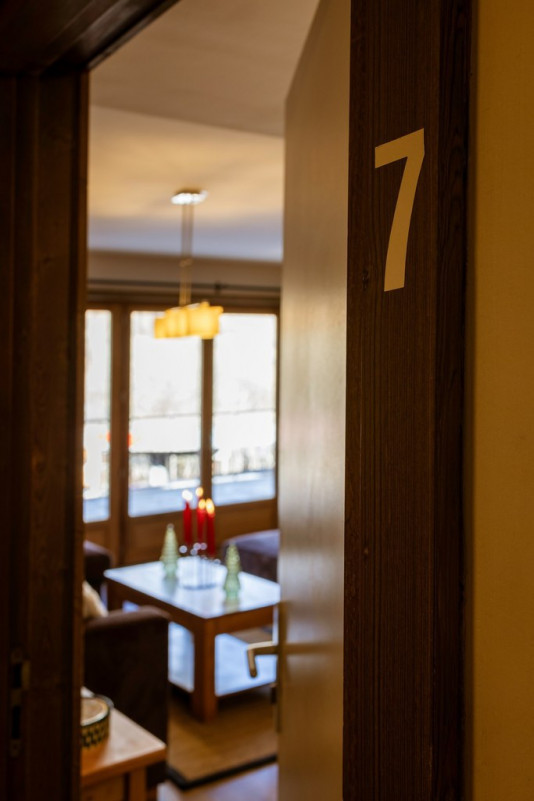 ENTREE - APPARTEMENT ADRIEN 7 - VALLOIRE CENTRE ENTREE - APPARTEMENT ADRIEN 7 - VALLOIRE CENTRE