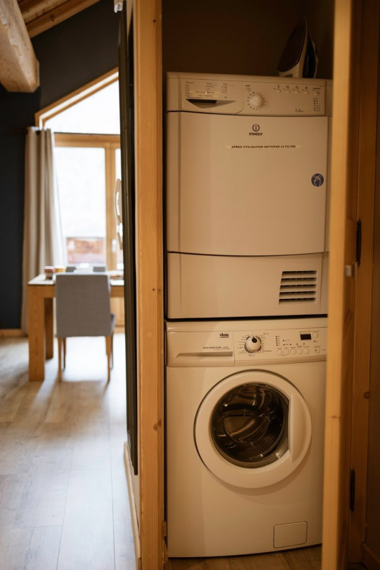 BUANDERIE - APPARTEMENT ADRIEN 8 - VALLOIRE CENTRE BUANDERIE - APPARTEMENT ADRIEN 8 - VALLOIRE CENTRE