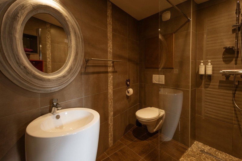 SALLE D'EAU - APPARTEMENT ETOILE DES NEIGES 4 - VALLOIRE CENTRE SALLE D'EAU - APPARTEMENT ETOILE DES NEIGES 4 - VALLOIRE CENTRE