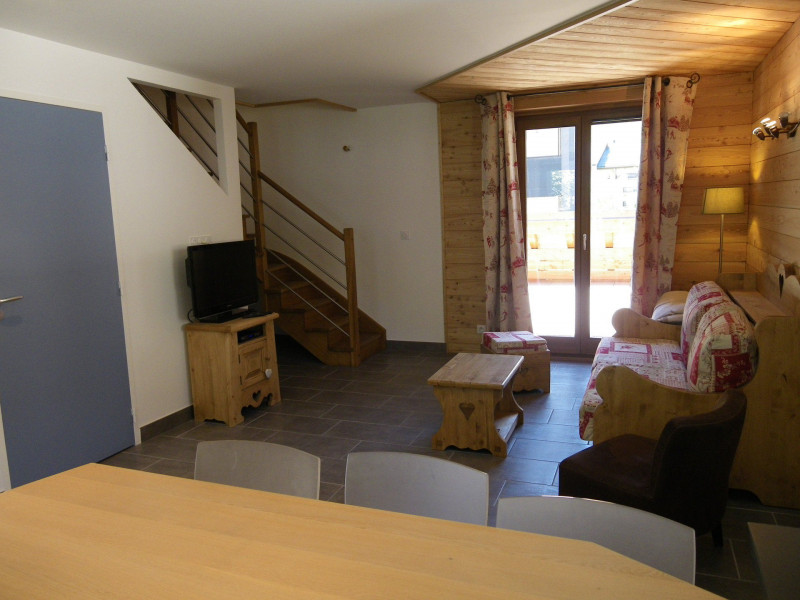 SALON - APPARTEMENT CHALET LES PINS N° 1 - VALLOIRE CENTRE - VALLOIRE RESERVATIONS SALON - APPARTEMENT CHALET LES PINS N° 1 - VALLOIRE CENTRE - VALLOIRE RESERVATIONS