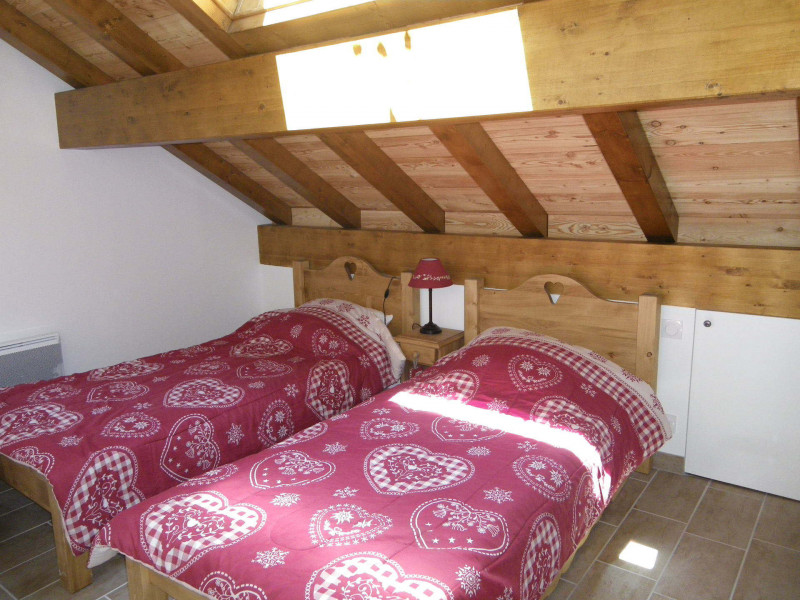 CHAMBRE - APPARTEMENT CHALET LES PINS N° 1 - VALLOIRE CENTRE CHAMBRE - APPARTEMENT CHALET LES PINS N° 1 - VALLOIRE CENTRE
