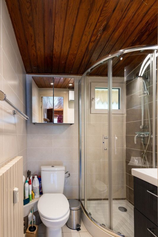SALLE D'EAU - APPARTEMENT CAQUELON - VALLOIRE MOULIN BENJAMIN