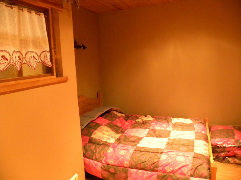 CHAMBRE - APPARTEMENT LA POYA - VALLOIRE LES VERNEYS CHAMBRE - APPARTEMENT LA POYA - VALLOIRE LES VERNEYS