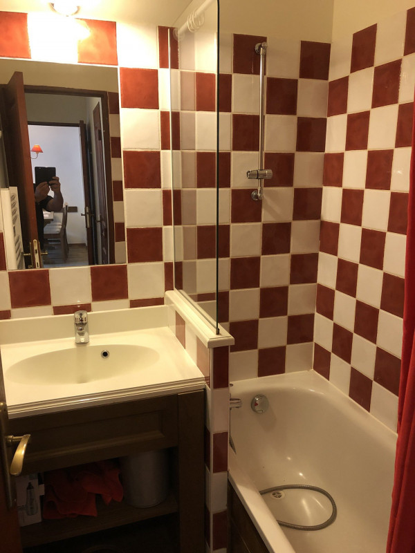 SALLE DE BAIN - LES CHALETS DE VALORIA - BAUXITE 01 - VALLOIRE LES CHARBONNIERES