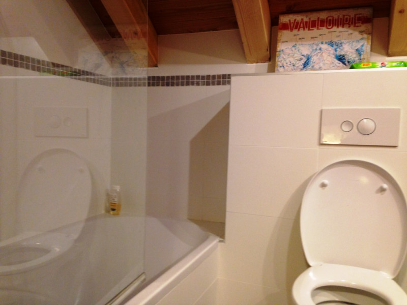 SALLE DE BAIN- CHALET LA TANIERE - VALLOIRE LES CLOTS