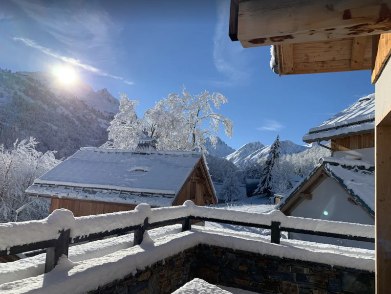 VUE TERRASSE HIVER - CHALET LUNE DES ALPES - LES CLOTS VALLOIRE VUE TERRASSE HIVER - CHALET LUNE DES ALPES - LES CLOTS VALLOIRE