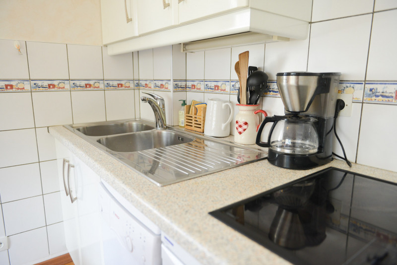 CUISINE - APPARTEMENT CHRISTIANIA ROCHEBRUNE - VALLOIRE CENTRE CUISINE - APPARTEMENT CHRISTIANIA ROCHEBRUNE - VALLOIRE CENTRE