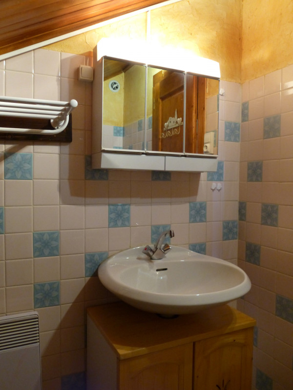 SALLE D'EAU - STUDIO EDELWEISS - VALLOIRE LA BORGE SALLE D'EAU - STUDIO EDELWEISS - VALLOIRE LA BORGE