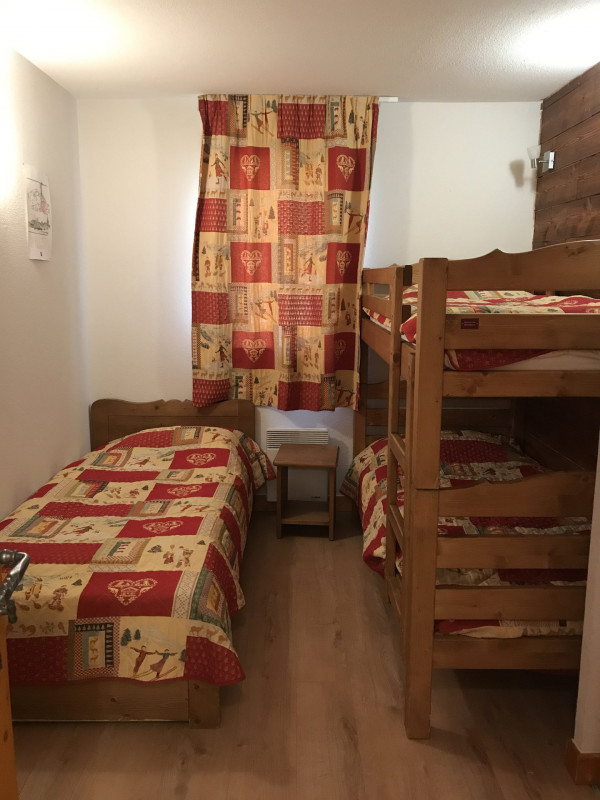 CHAMBRE - APPARTEMENT HAMEAU DE LA VALLEE D'OR DRYADES 207 - LES CHARBONNIERES VALLOIRE CHAMBRE - APPARTEMENT HAMEAU DE LA VALLEE D'OR DRYADES 207 - LES CHARBONNIERES VALLOIRE