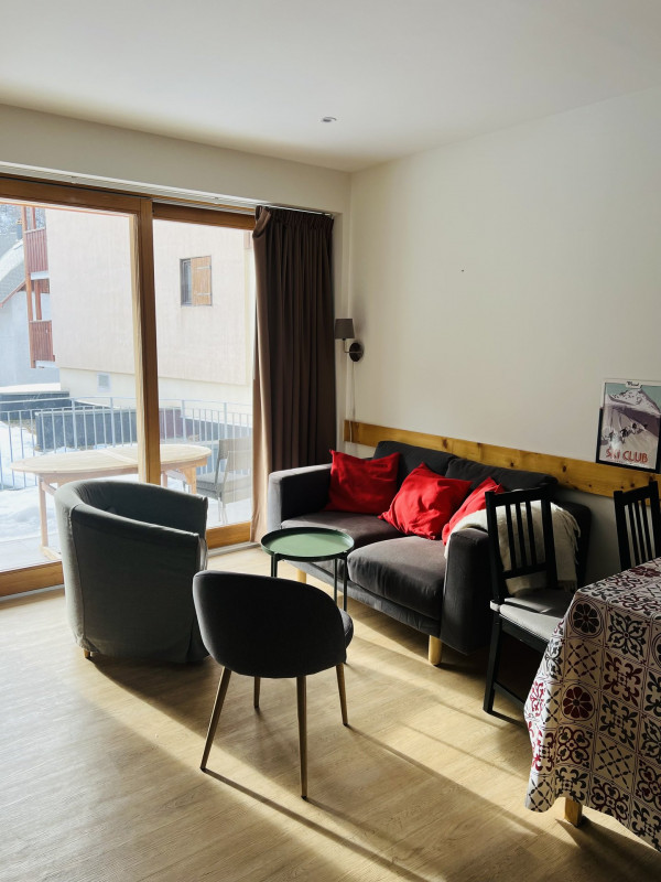 SALON - APPARTEMENT MAISON D'ANGELINE 3 - VALLOIRE CENTRE SALON - APPARTEMENT MAISON D'ANGELINE 3 - VALLOIRE CENTRE