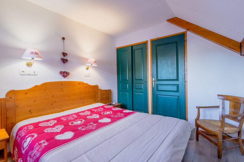 CHAMBRE 2 - APPARTEMENT G32 CHALETS DU GALIBIER 1 - VALLOIRE MOULIN BENJAMIN