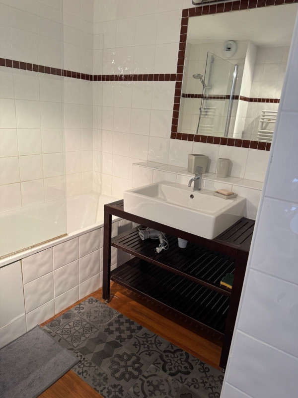SALLE DE BAINS - APPARTEMENT HAMEAU DE VALLOIRE 509 - VALLOIRE LES CHOSEAUX SALLE DE BAINS - APPARTEMENT HAMEAU DE VALLOIRE 509 - VALLOIRE LES CHOSEAUX