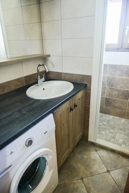 SALLE D'EAU  - APPARTEMENT LES CHARDONNETS 007 - VALLOIRE CENTRE