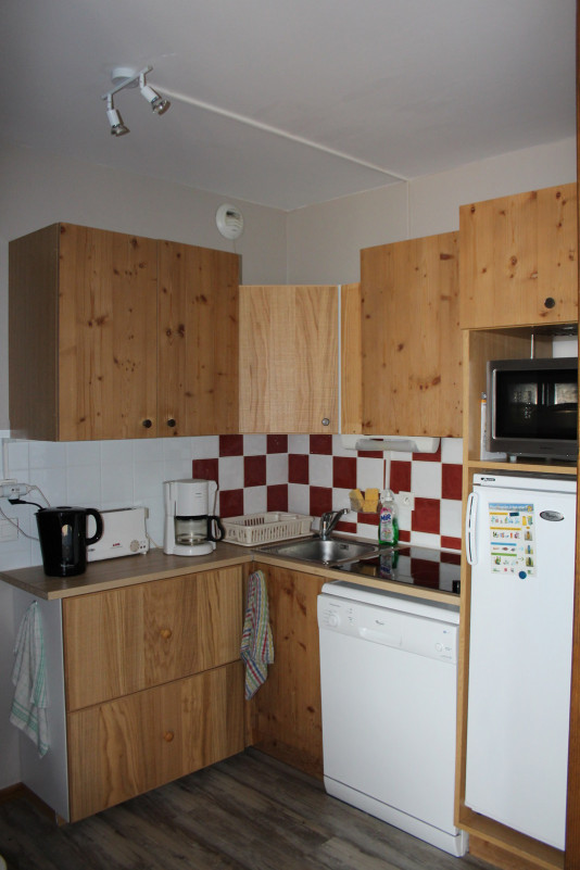 CUISINE - APPARTEMENT CHALETS DE VALORIA DOLOMIE 31 - LES CHARBONNIERES VALLOIRE CUISINE - APPARTEMENT CHALETS DE VALORIA DOLOMIE 31 - LES CHARBONNIERES VALLOIRE