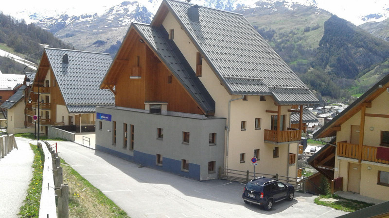 BATIMENT - APPARTEMENT CHALETS DE VALORIA DOLOMIE 31 - LES CHARBONNIERES VALLOIRE BATIMENT - APPARTEMENT CHALETS DE VALORIA DOLOMIE 31 - LES CHARBONNIERES VALLOIRE