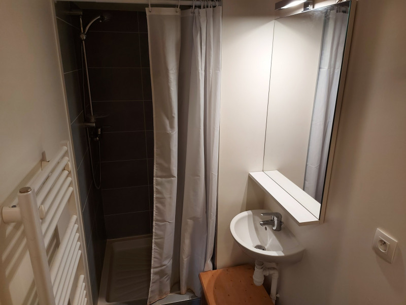 SALLE D'EAU - APPARTEMENT FERMES DE L'ARCHAZ B211 - ARCHAZ - VALLOIRE SALLE D'EAU - APPARTEMENT FERMES DE L'ARCHAZ B211 - ARCHAZ - VALLOIRE