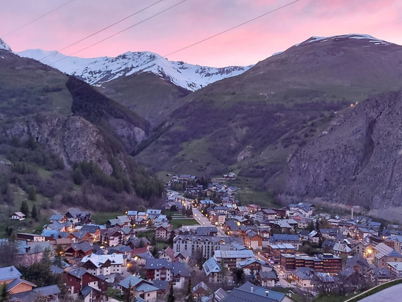 VUE SUR LE VILLAGE - APPARTEMENT FERMES DE L'ARCHAZ B211 - ARCHAZ - VALLOIRE VUE SUR LE VILLAGE - APPARTEMENT FERMES DE L'ARCHAZ B211 - ARCHAZ - VALLOIRE