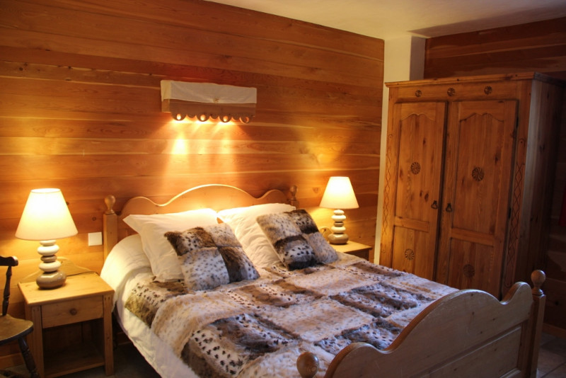 CHAMBRE  - CHALET LE NÉVÉ APPARTEMENT 3 - VALLOIRE LES VERNEYS