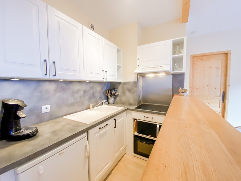 CUISINE - APPARTEMENT ROCHEVERT 31 - VALLOIRE CENTRE - VALLOIRE RESERVATIONS