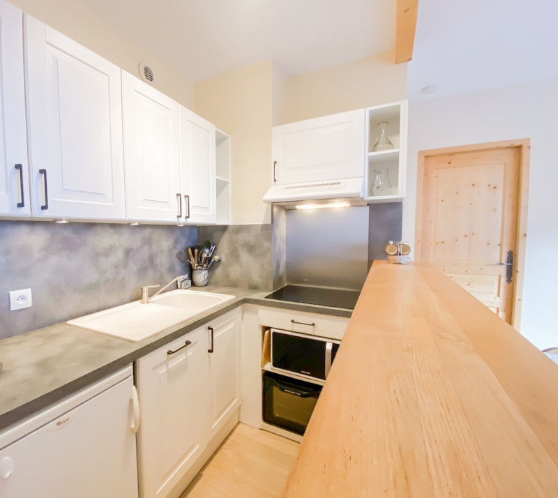 CUISINE - APPARTEMENT ROCHEVERT 31 - VALLOIRE CENTRE - VALLOIRE RESERVATIONS