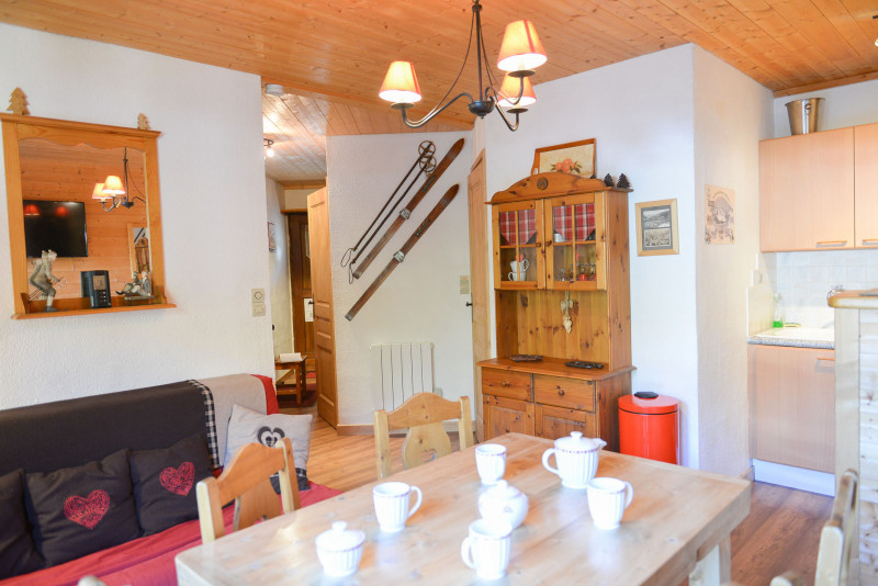 COIN REPAS - APPARTEMENT  THYMEL 44- VALLOIRE LES VERNEYS COIN REPAS - APPARTEMENT  THYMEL 44- VALLOIRE LES VERNEYS