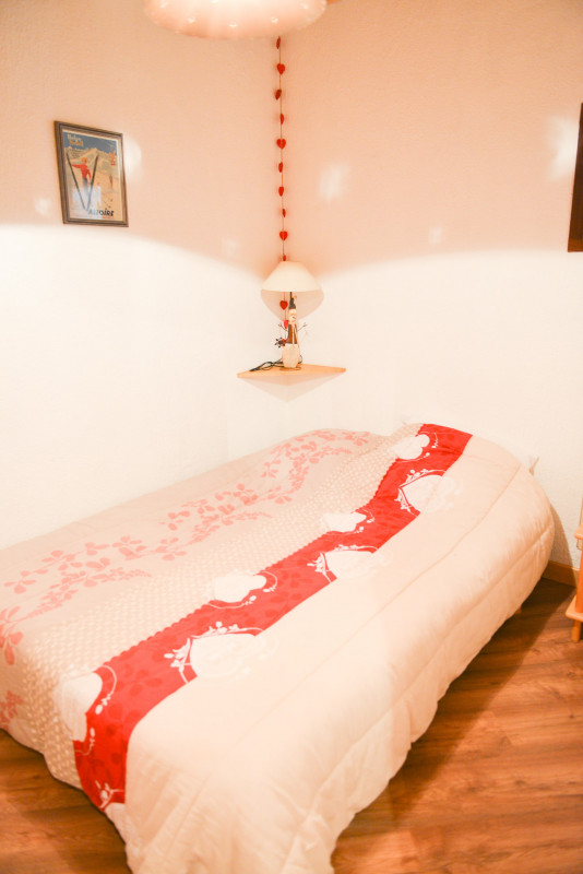 CHAMBRE - APPARTEMENT THYMEL 44- VALLOIRE LES VERNEYS CHAMBRE - APPARTEMENT THYMEL 44- VALLOIRE LES VERNEYS