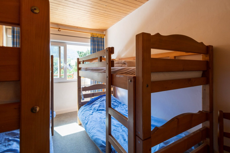 CHAMBRE 2 - APPARTEMENT LES CAQUELONS RDC - VALLOIRE MOULIN BENJAMIN